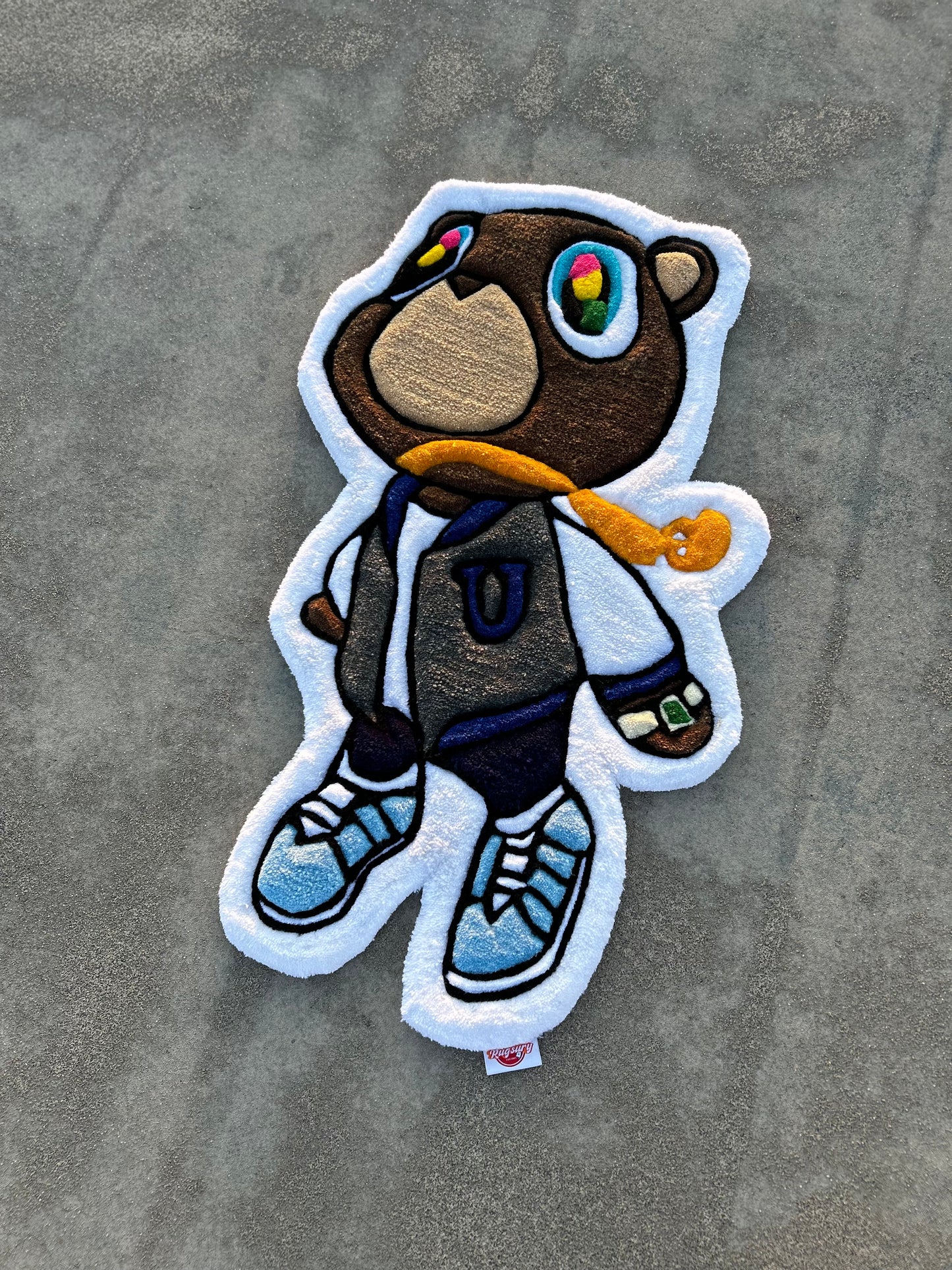 GRAD BEAR