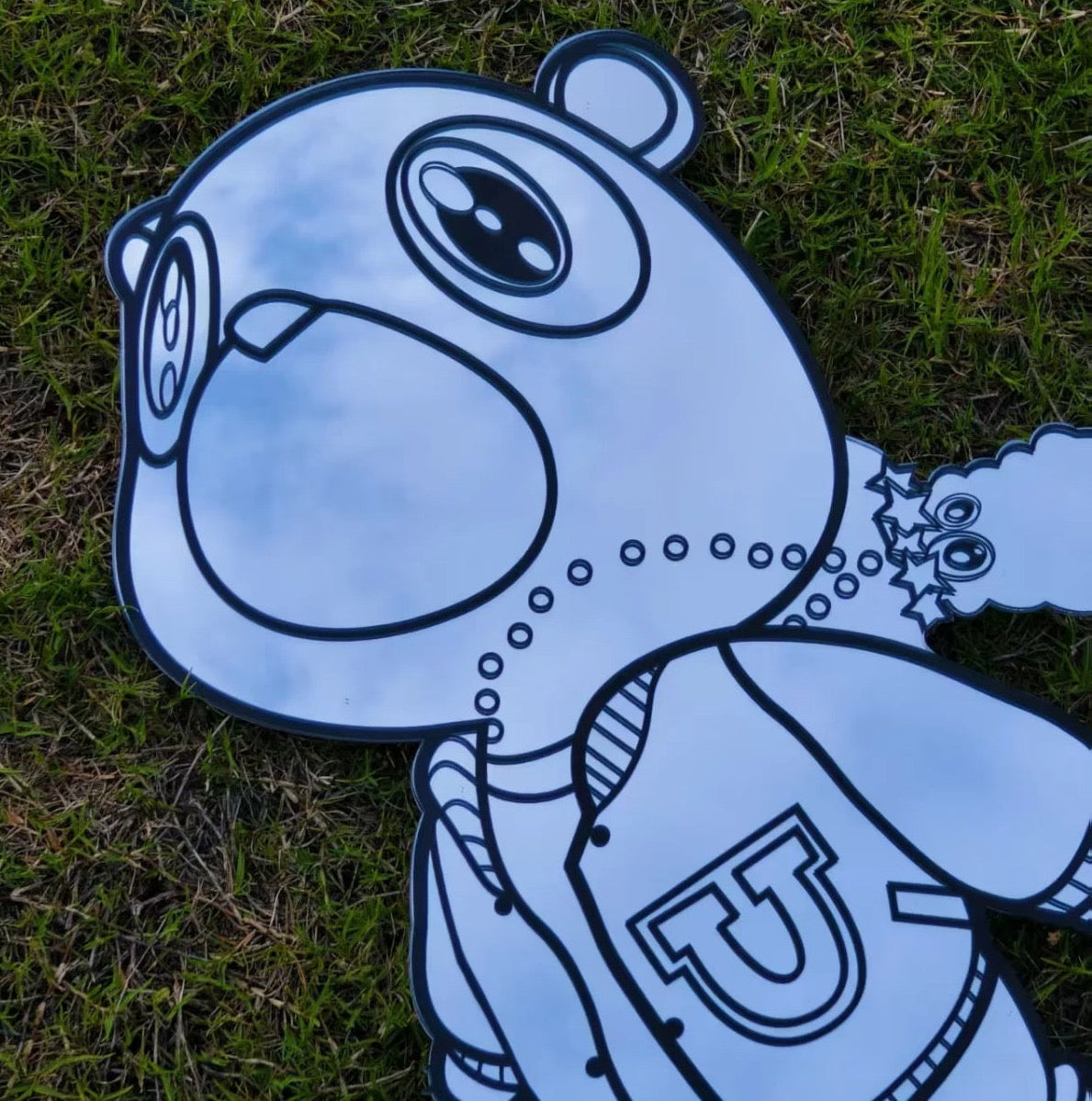 GRAD BEAR MIRROR